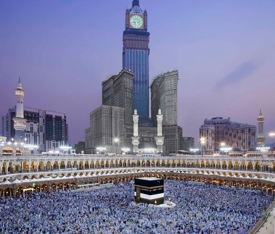 السعودية ستعتمد على برج الساعة في مكة كمرصد إسلامي للأهلة بدءاً من رمضان المقبل