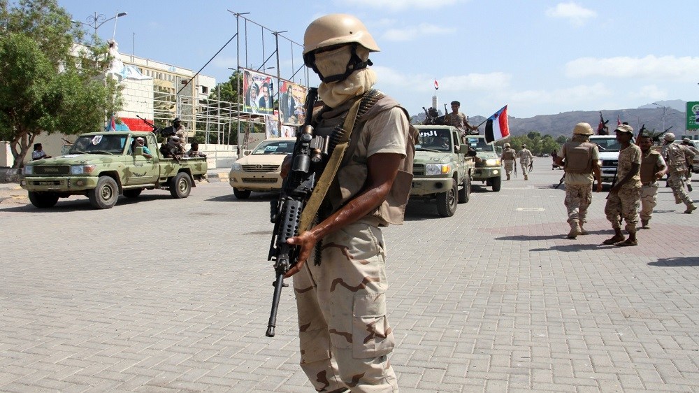 صورة قتلى وجرحى بانفجارات استهدفت قوات الحزام الأمني في أبين