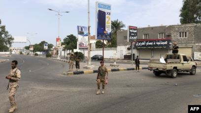 توتر كبير بين الشرعية والانتقالي وتطورات عسكرية متسارعة في عدن