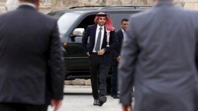 صورة الأردن: الإفراج عن 16 موقوفا في قضية ” الامير حمزة”